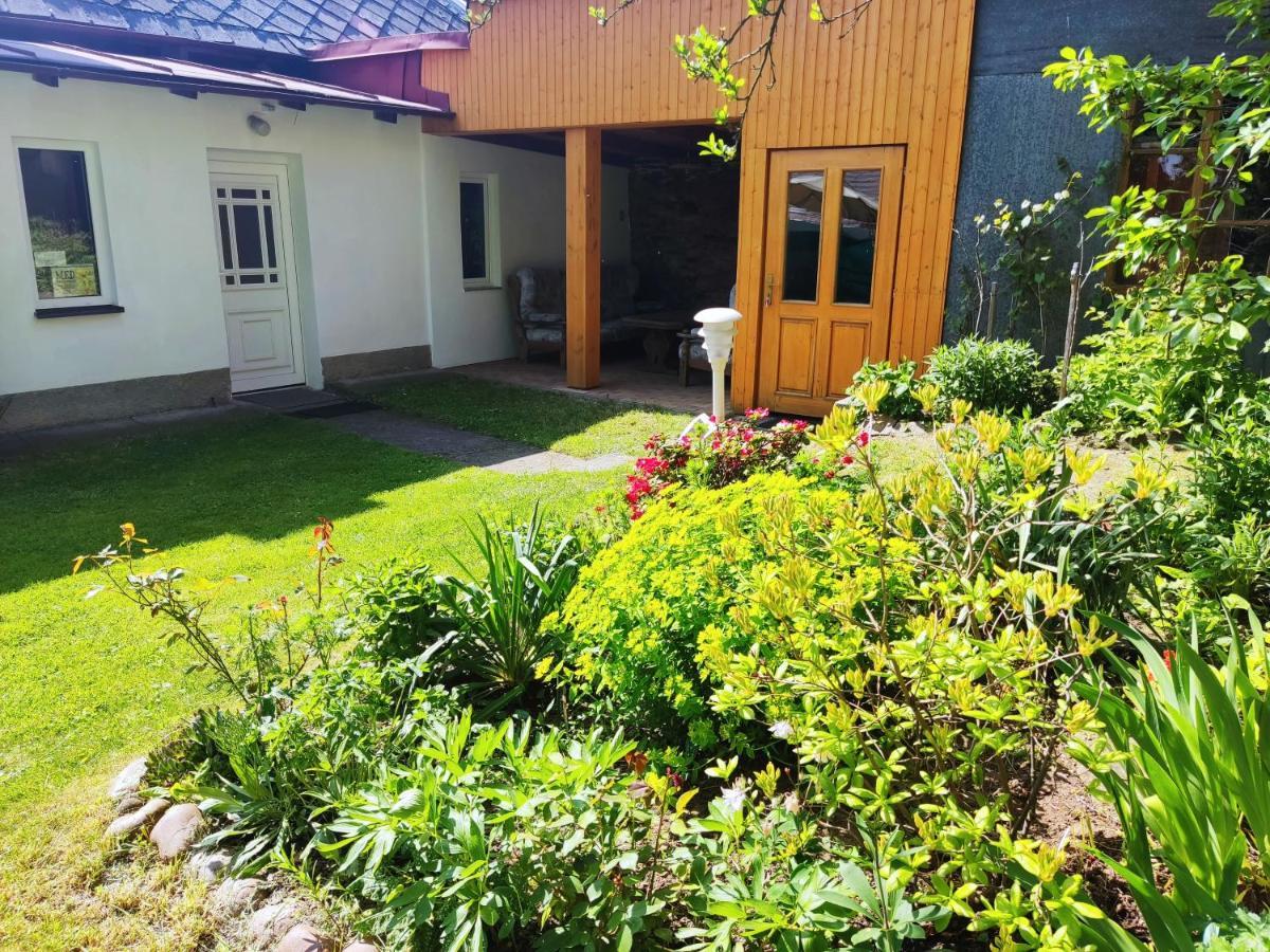 Apartman Utvina Eksteriør bilde