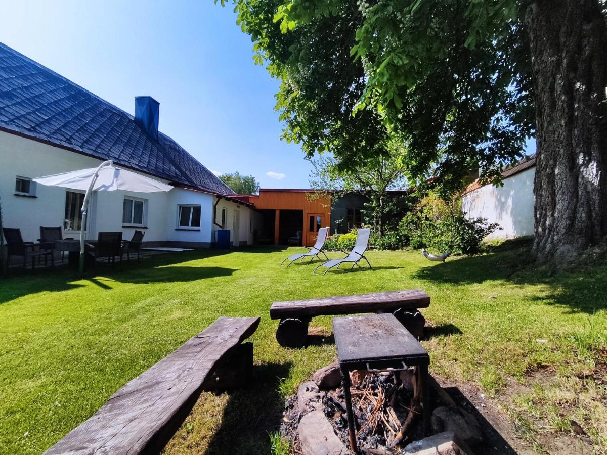 Apartman Utvina Eksteriør bilde